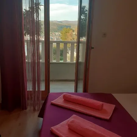 Dragutin & Guest house 3*