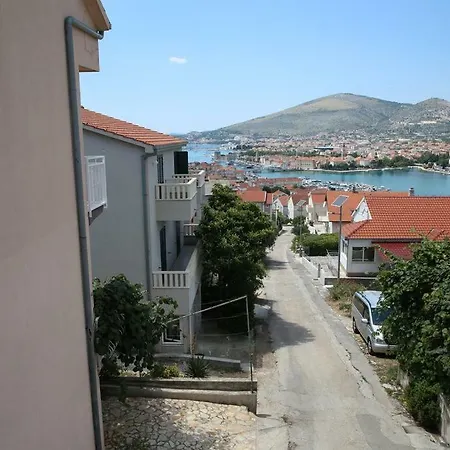 Dragutin & Guest house Trogir