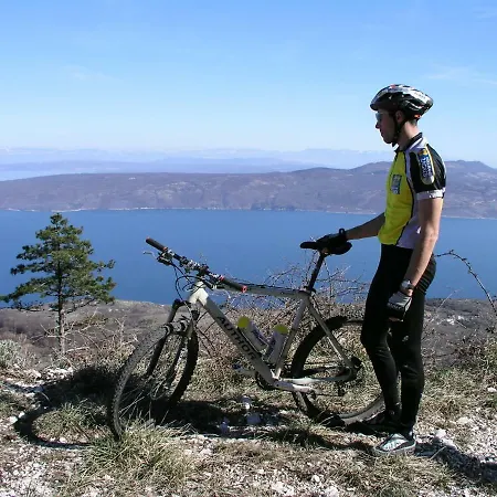 Dragutin & 3* Trogir